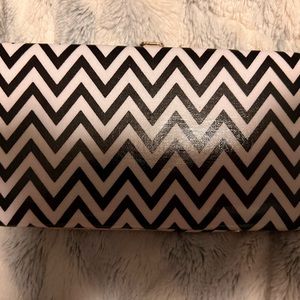 Black and white chevon wallet